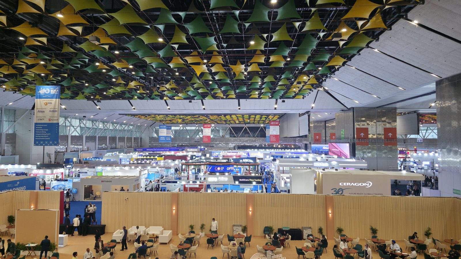 Overview of the IMC exhibition hall.