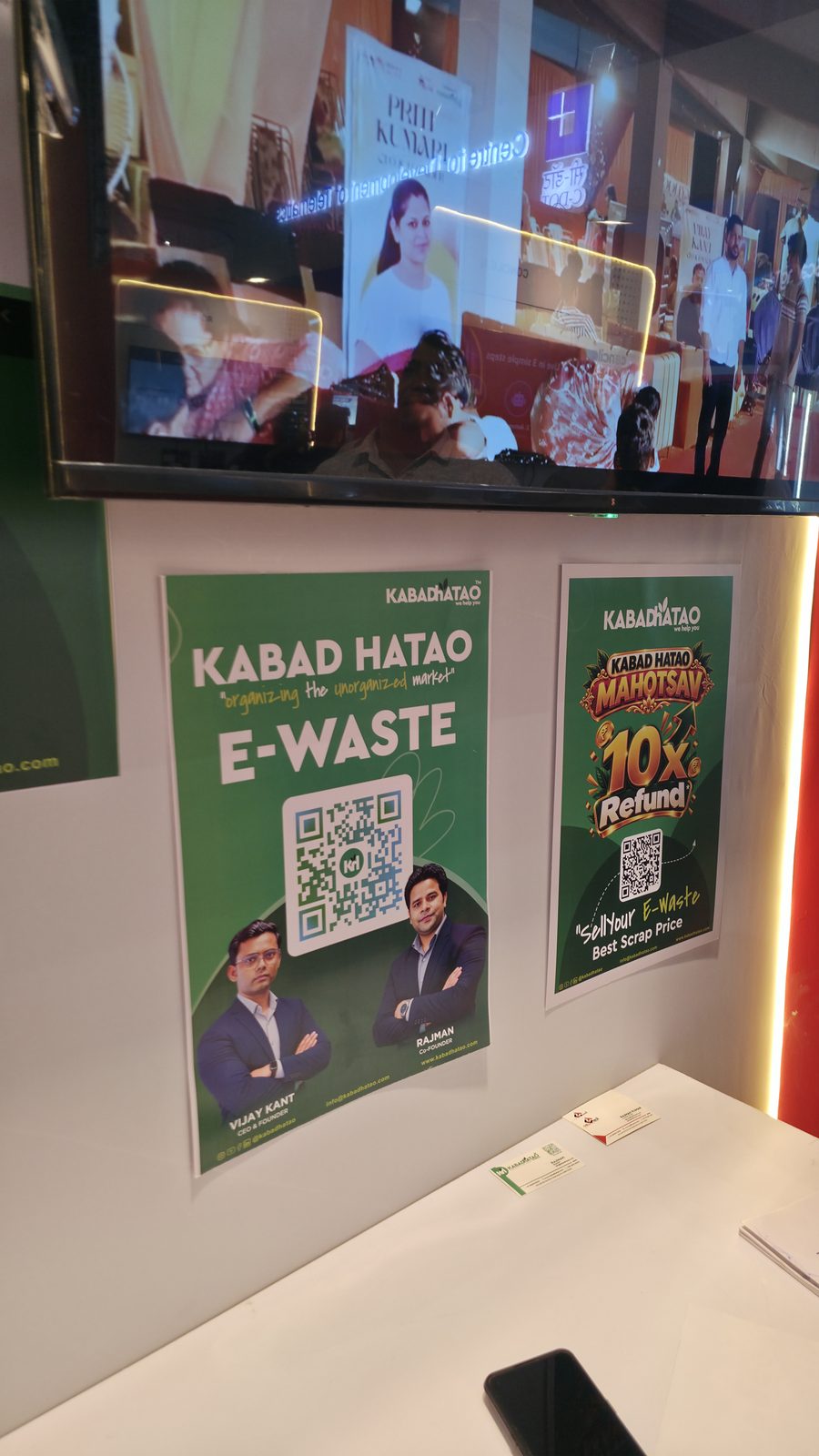 A closer look at the Kabad Hatao posters on the stall wall.